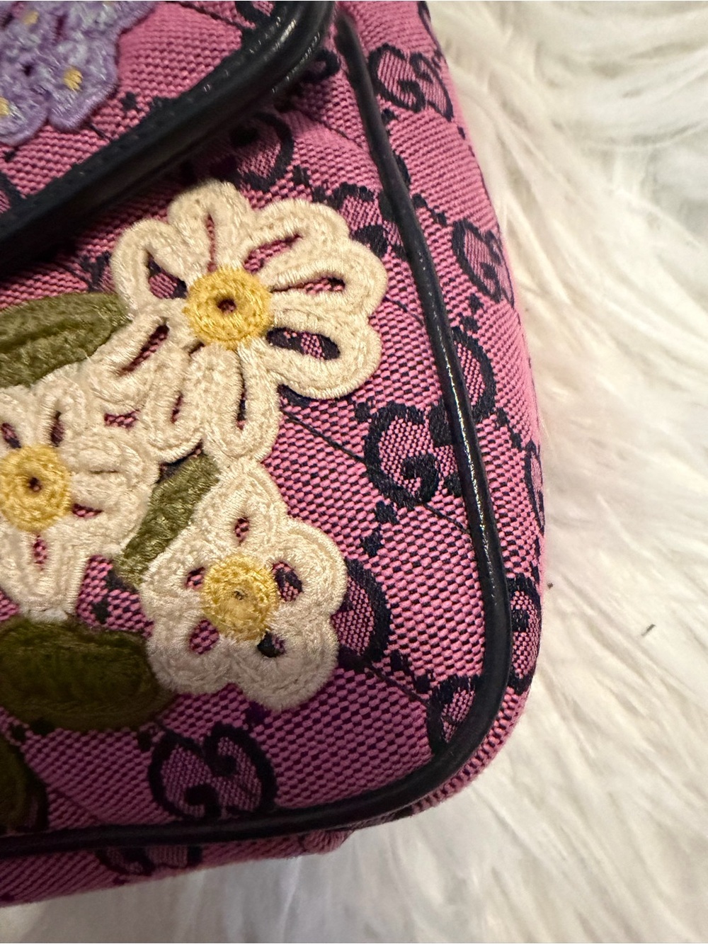 Gucci GG Marmont Floral Embroidery Quilted Shoulder Bag Limited Edition - Picture 16 of 16